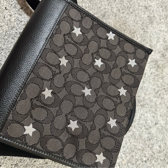 Coach Dempsey Tote 22 In Signature Jacquard With Star Embroidery - Picture 3 of 6